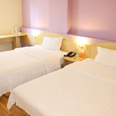 7Days Inn Foshan Qiandeng Lake Nangui Road Subway Station Exterior foto