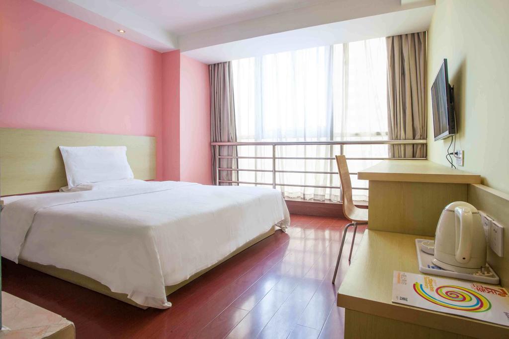 7Days Inn Foshan Qiandeng Lake Nangui Road Subway Station Quarto foto