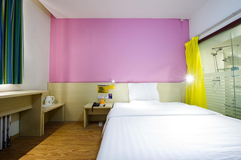 7Days Inn Foshan Qiandeng Lake Nangui Road Subway Station Exterior foto